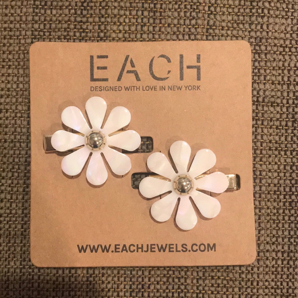 COPY - Woman’s hair barrettes